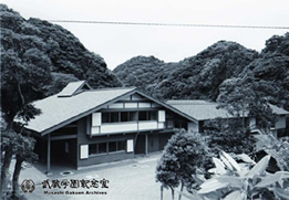 山上学校・海浜学校02