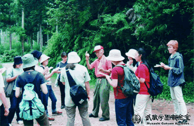 演習 日本文化学科演習の実習（三重県海山町、速水林業の森で2000年）